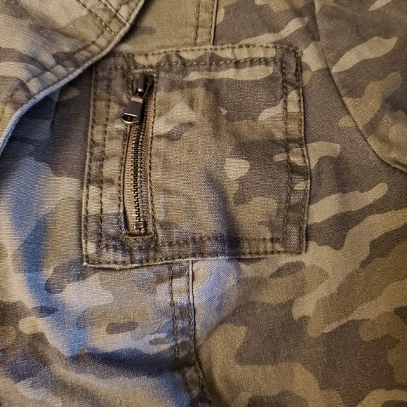 G I.L.I. Camo Front Tie Jacket Size 0 - Picture 5 of 5
